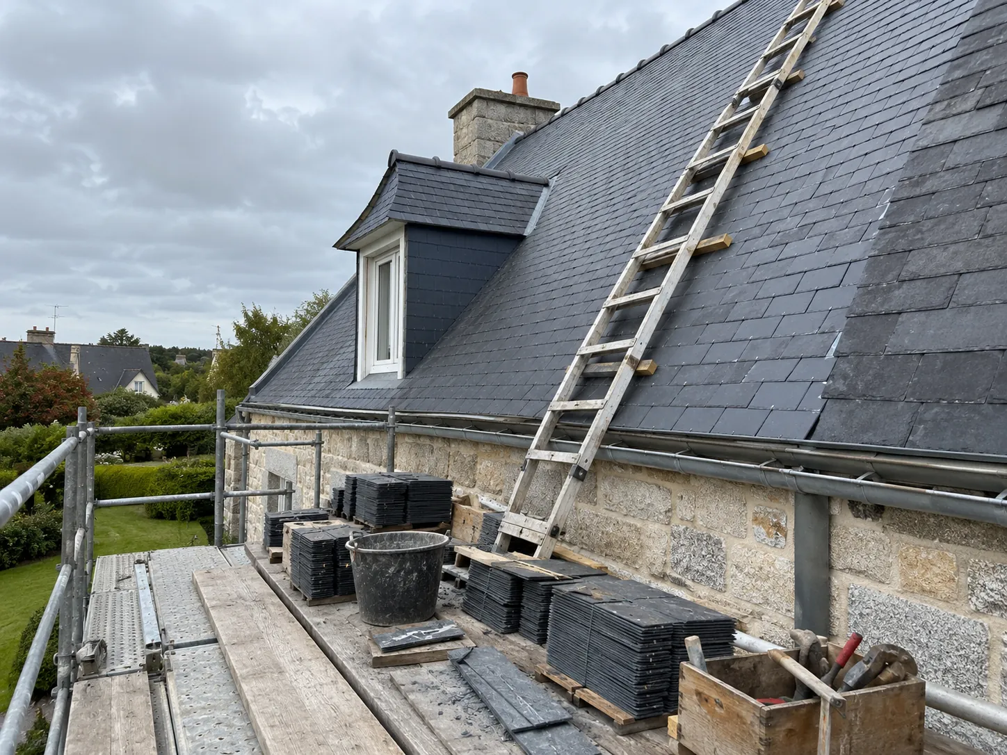Couvreur de Toiture 22440 Ploufragan sur un chantier